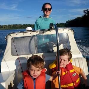 Meet your Posher, Stephanie